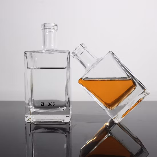 Personalizzato 500ml 750ml trasparente vuoto vodka liquore gin rum tequila whisky brandy bottiglia di vetro con tappo in sughero